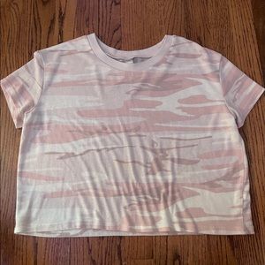 cropped camo tee